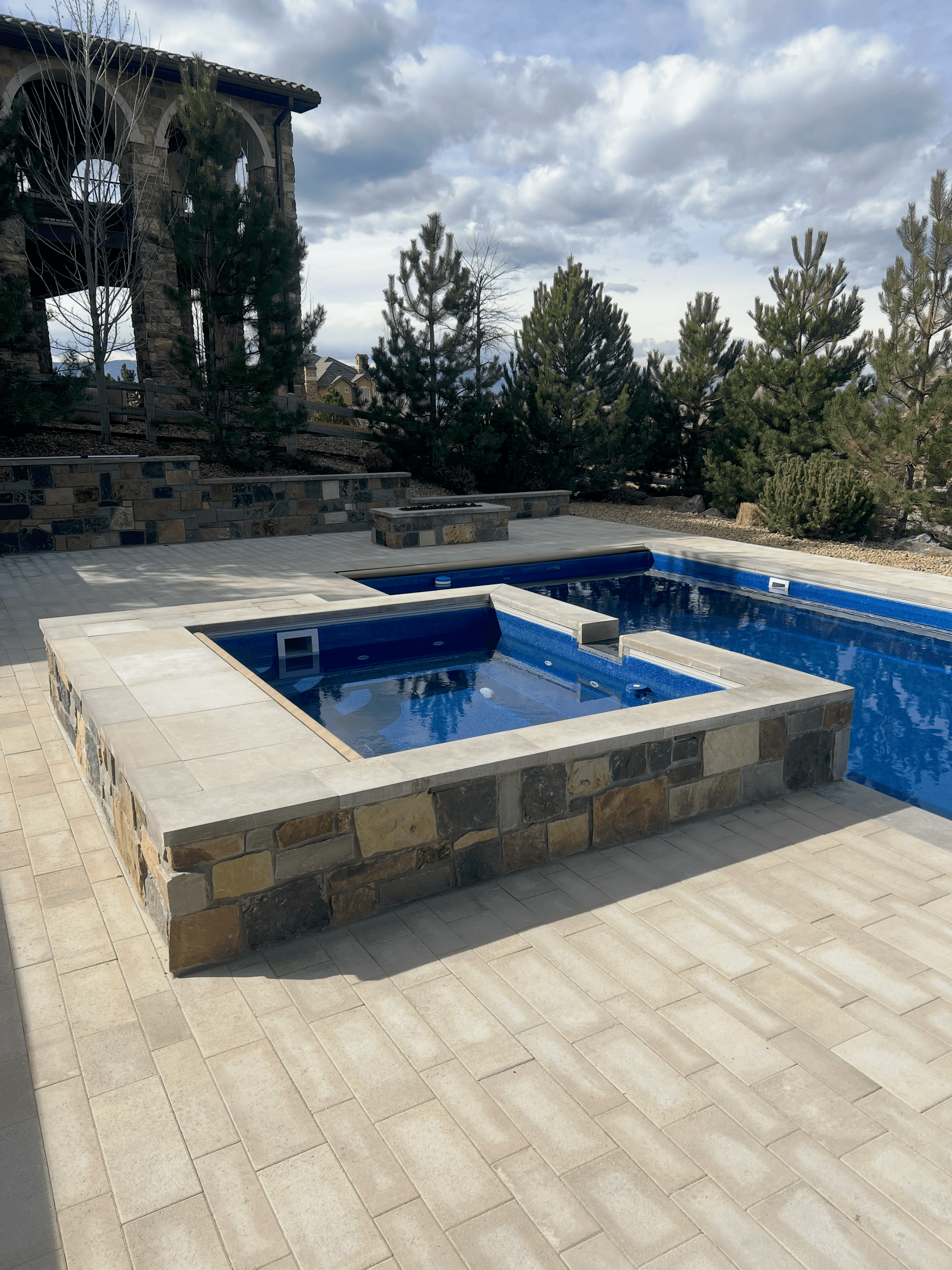 Outdoor kitchen and paver patio design in Lafayette, Colorado